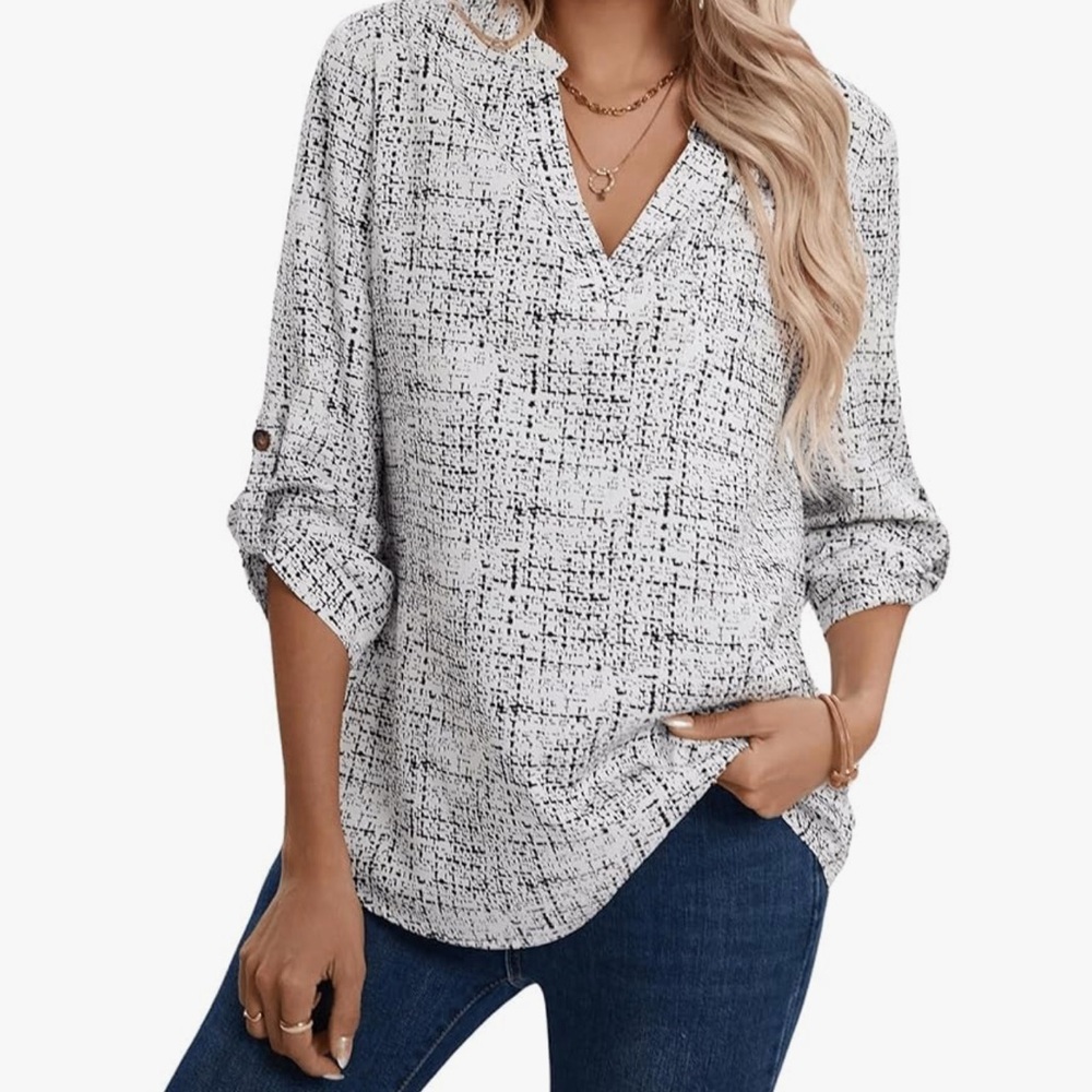 Moon Cream and Black Long Sleeve Blouse Size Small